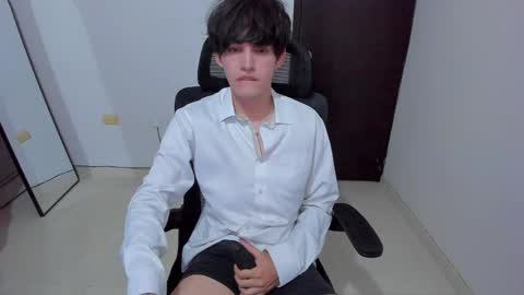 Snapshot of eren_tatakae chatting on 05.07.26 eren_tatakae online show from 05.07.26