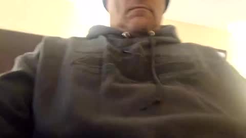 Snapshot of eric4698523103 chatting on 10.31.25 eric4698523103 online show from 10.31.25