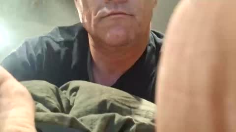 Snapshot of eric4698523103 chatting on 11.02.25 eric4698523103 online show from 11.02.25