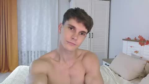 Snapshot of eric_crush chatting on 10.15.25 Eric Crush online show from 10.15.25