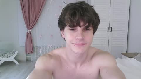 Eric Crush online show from 05.12.26