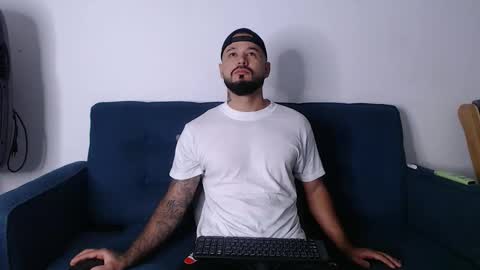 Snapshot of eric_evans1 chatting on 11.08.25 Eric Evans online show from 11.08.25