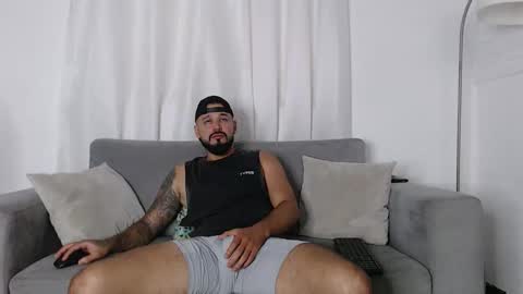 Snapshot of eric_evans1 chatting on 11.26.25 Eric Evans online show from 11.26.25