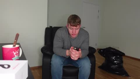    online show from 11.04.25