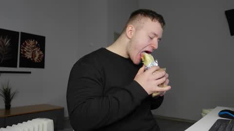    online show from 12.02.25