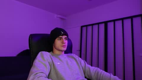    online show from 12.03.25