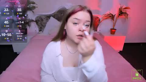 erica_love_ online show from 10.05.25