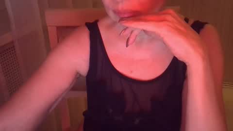 erica_lynn online show from 04.15.26