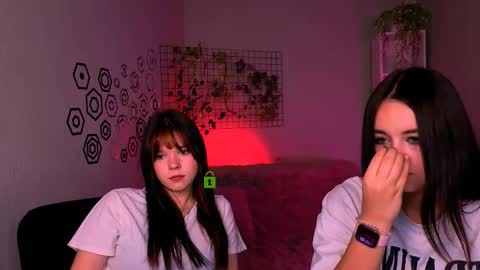 Snapshot of erica_murray chatting on 11.25.25 erica_murray online show from 11.25.25