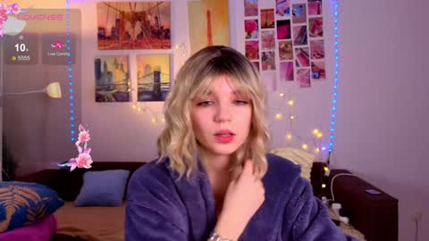 Erica Winterr online show from 01.14.25