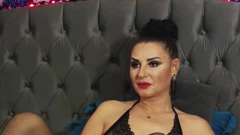 Erica online show from 12.21.24