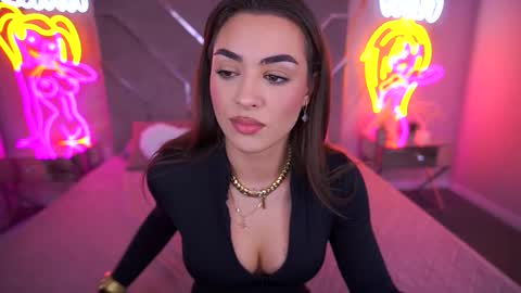 Erica online show from 11.22.25