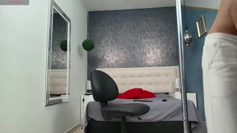   online show from 12.21.25