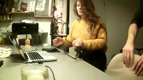 Snapshot of ericstephcam31 chatting on 01.17.25 Steph et Eric online show from 01.17.25