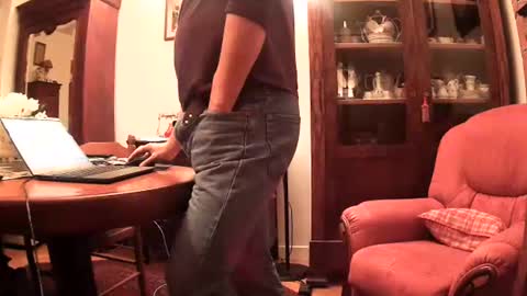 Snapshot of ericstephcam31 chatting on 11.29.25 Steph et Eric online show from 11.29.25