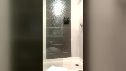 EricSwainn online show from 04.18.26