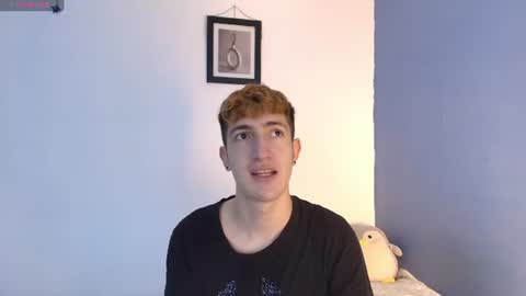 Snapshot of erik_golden_ chatting on 06.21.26 I am Erik online show from 06.21.26