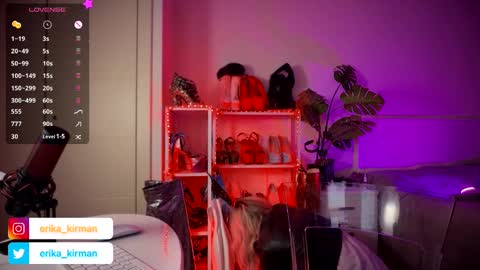 Erika      online show from 03.11.25