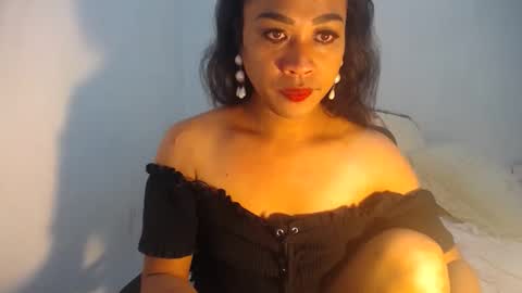 erika_madrigal online show from 01.21.25