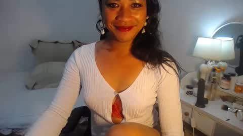 erika_madrigal online show from 02.04.25