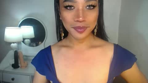 erika_madrigal online show from 09.18.25