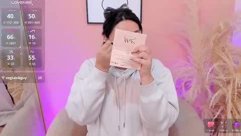 Erika Mendez online show from 02.24.26