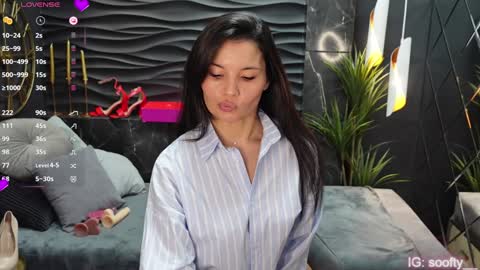 Snapshot of erika_soft chatting on 01.11.25 Erika online show from 01.11.25