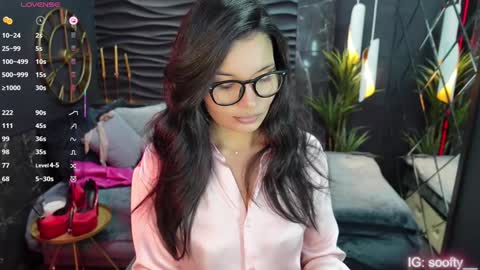 Snapshot of erika_soft chatting on 01.22.25 Erika online show from 01.22.25