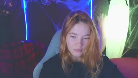 erikabrian online show from 11.02.25