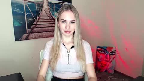 Erika online show from 11.04.25