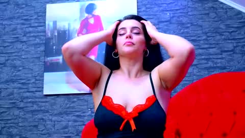 Snapshot of erikasins chatting on 11.13.25 Erika online show from 11.13.25