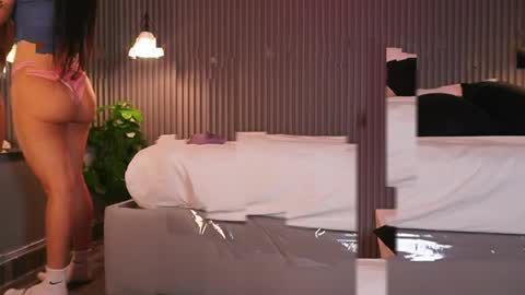 Eri  online show from 04.13.26