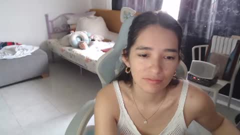 erina_1 online show from 06.11.26