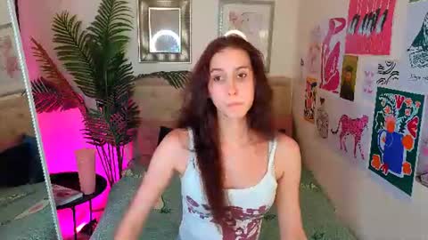 Snapshot of erisunn chatting on 07.18.26 EriSun online show from 07.18.26