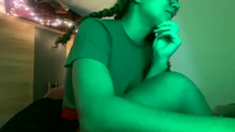 Snapshot of erixed chatting on 03.10.26 Gabs online show from 03.10.26