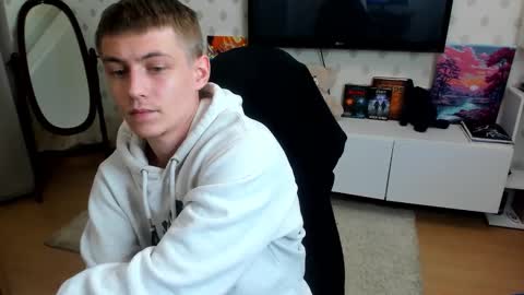 Max online show from 11.09.25