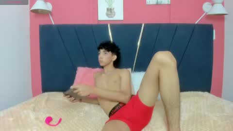 ero_boy40 online show from 06.20.26