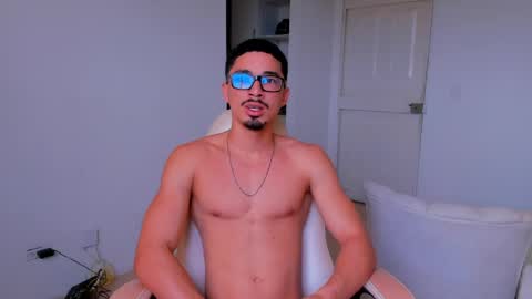 Snapshot of eros_becker_ chatting on 05.21.26 eros_becker_ online show from 05.21.26