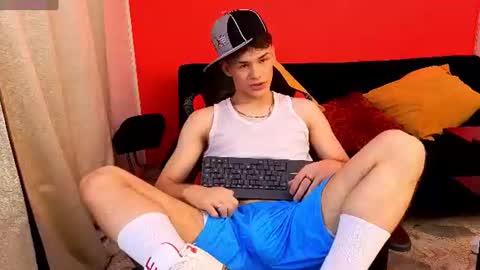 Snapshot of eros_steel chatting on 06.13.26 Eros online show from 06.13.26