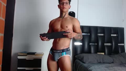 Eros online show from 11.11.25