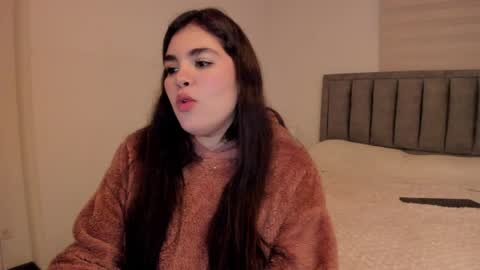 Snapshot of erotic_boobs chatting on 04.11.26 Karen online show from 04.11.26