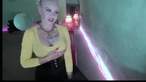 Eve online show from 04.10.26