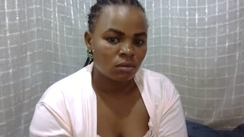 Snapshot of erotic_ebony56 chatting on 06.17.26 erotic_ebony56 online show from 06.17.26
