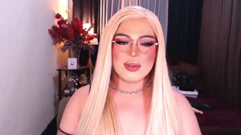 Snapshot of eroticfowler69 chatting on 01.07.25 Anastasia online show from 01.07.25