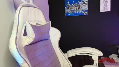 Snapshot of erotiicalexa chatting on 09.19.25 Alexa online show from 09.19.25