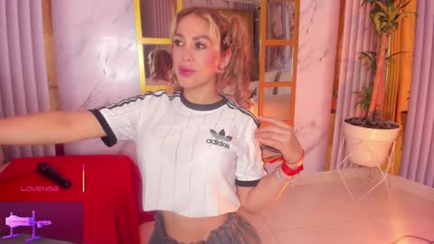 TINY  online show from 02.28.25