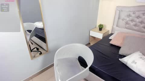 Escarlet online show from 02.14.26