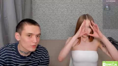 Snapshot of eshcka chatting on 03.07.25 Megan and Brad online show from 03.07.25