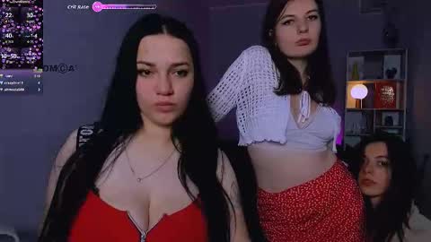 esma_shine online show from 09.30.25