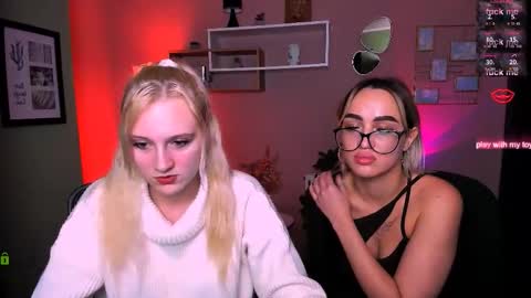 esma_shine online show from 10.29.25